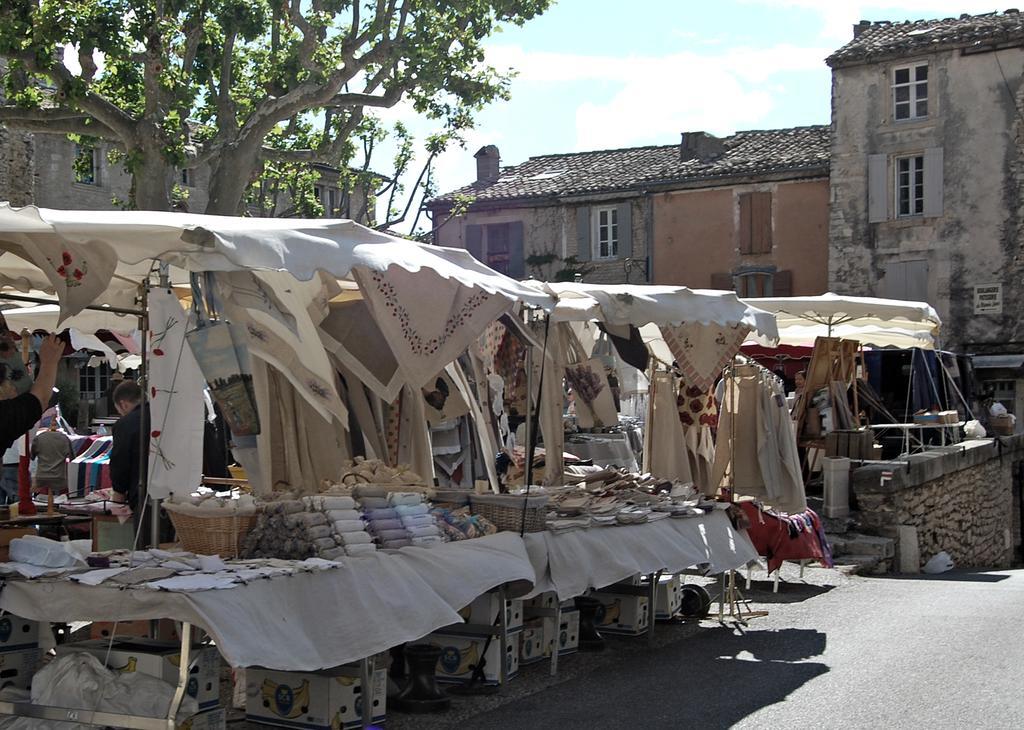Cypres Du Paradis A Gordes Exteriör bild